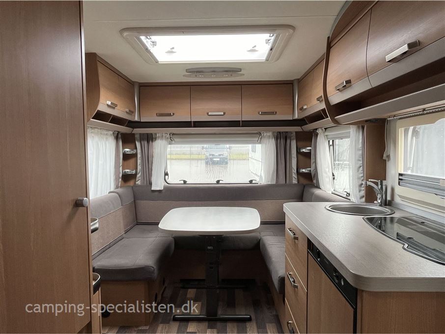 Knaus Sport 450 FU